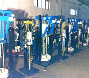 無溶劑復合用混膠機使用要注意什么？